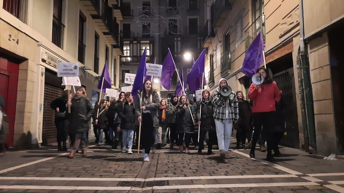 Greba_Feminista_Orokorreko_lehen_mobilizazioa_Iruñean.jpg
